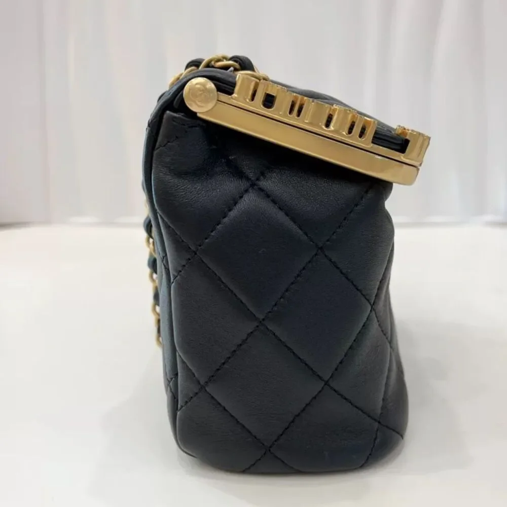 Chanel Women Pre-Loved Bag Brand New Condition